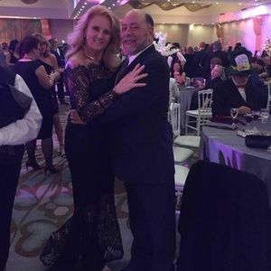 Meet your Posher, Suzanne